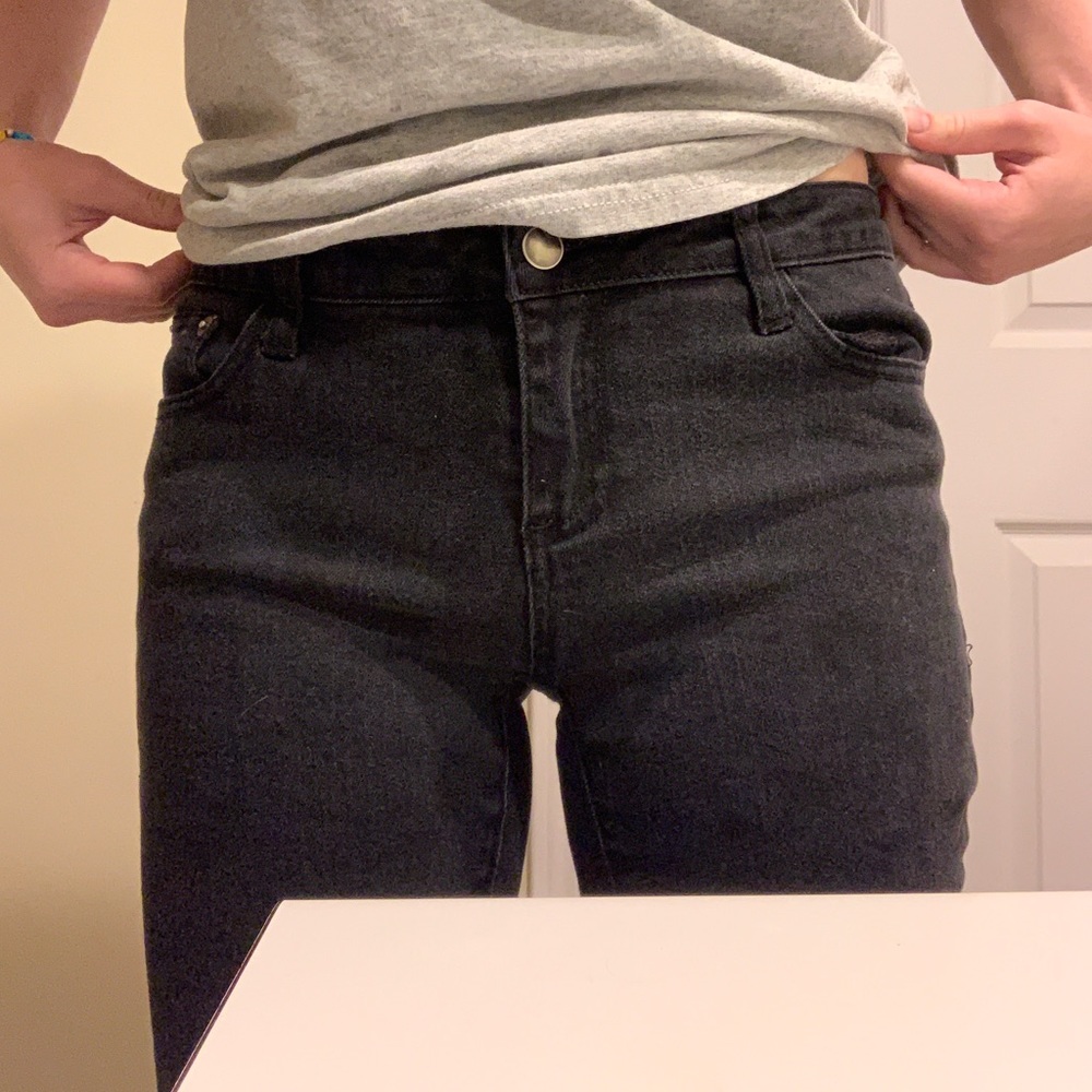 HOTTIE BLACK JEANS